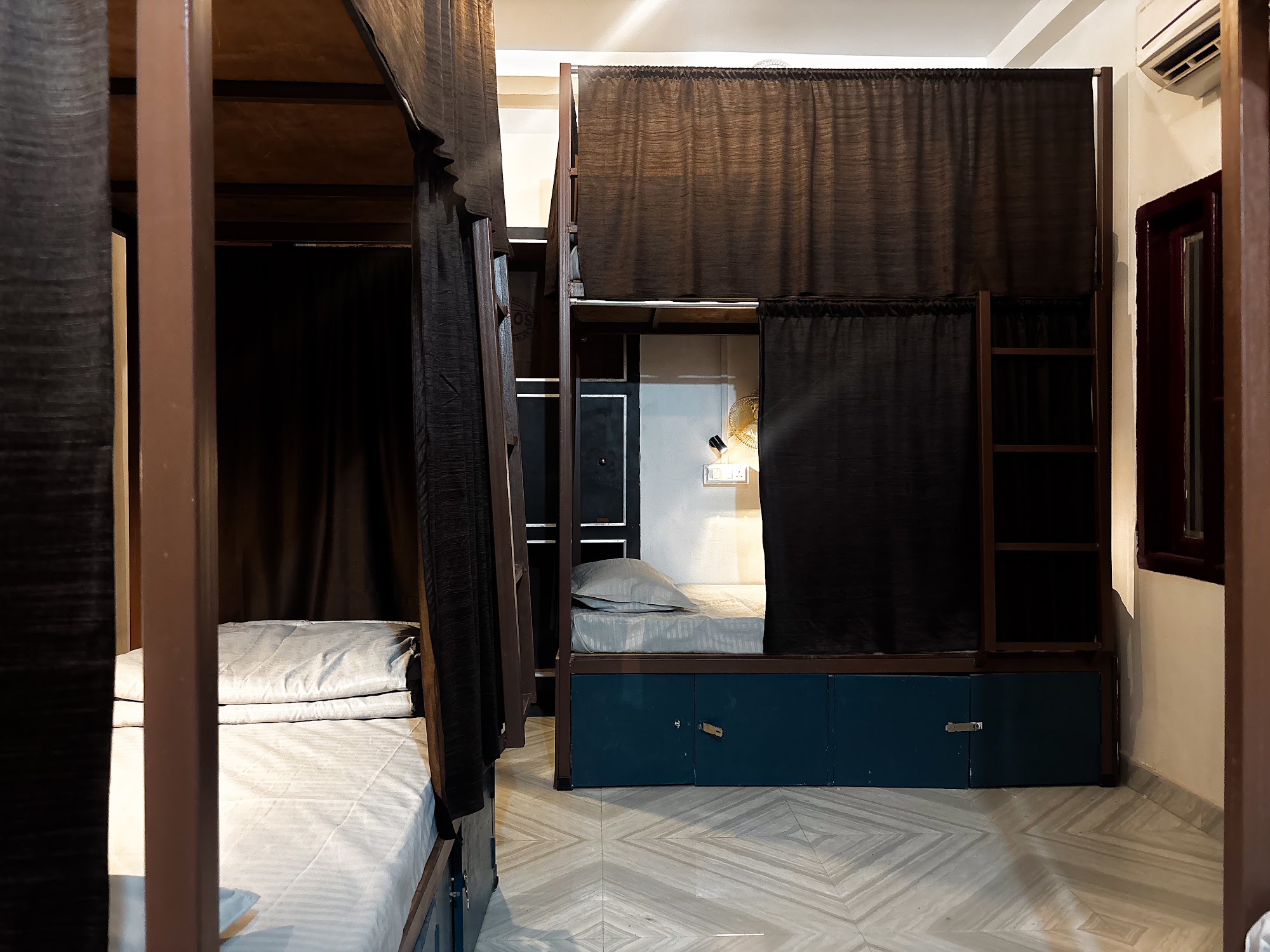 4-Bed Mixed Dorm